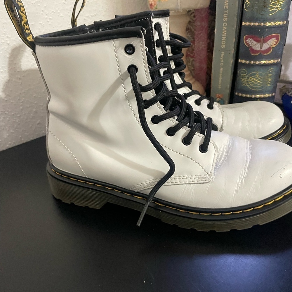 Doc Martens White Air Wair Delaney Ankle Zipper Boots Size 5